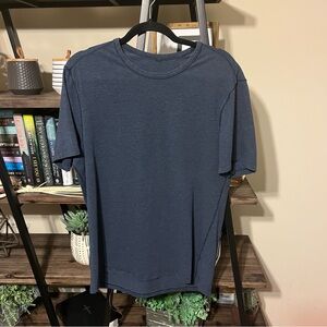 Men’s Lululemon Tee Navy Size M
